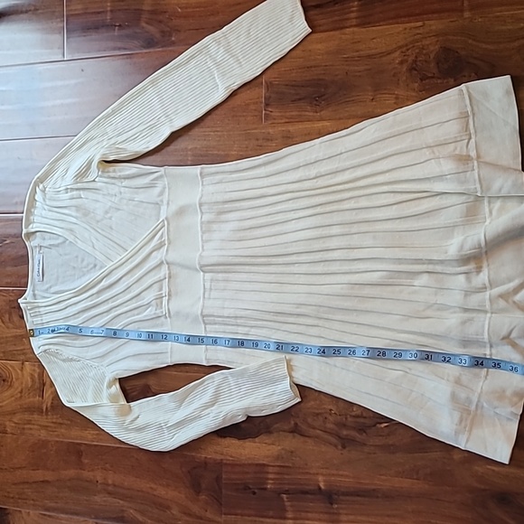 🎉Host Pick🎉 Calvin Klein Ribbed Knit Sweater Dress - Picture 5 of 11